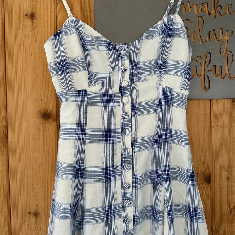 Lulus Keep on Charming Plaid Button-Front Midi Dress Size Small - Picture 5 of 12